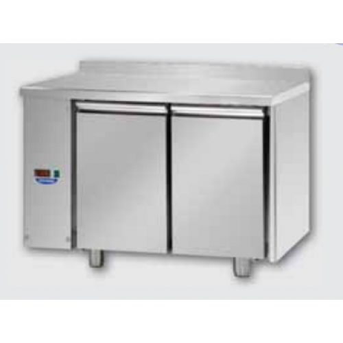Masă frigorifică de patiserie, din otel inoxidabil, 600x400, cu 2 uși,cu suprafață de lucru 100 mm și plintă, conceput pentru unitatea de condensare cu temperatură normală, cu conexiuni pe partea stângă, Tecnodom TP02MIDSGSXAL