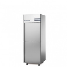 Холодильный шкаф Master Combi , GN2/1, с встроенным агрегатом, c 2  дверьми, на 700 л, темп. -2°+8°C/-2°+8°C, Coldline A70/2MM